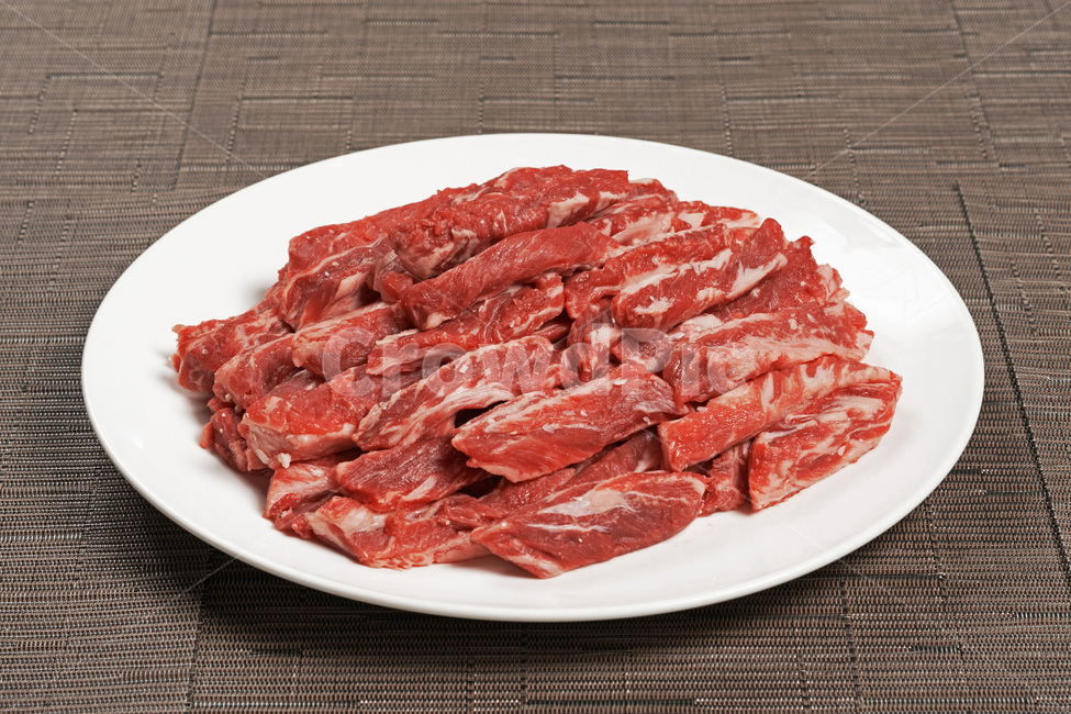 갈비살,한우,소고기,건강식,흰색접시,조명,빨간색,피,고기,육류,음식,요리,정육점,식사,식당,소,돼지고기,쇠고기,음식,식재료,요리,food,cook,meal,dishes,food reserves,육류,고기,meat