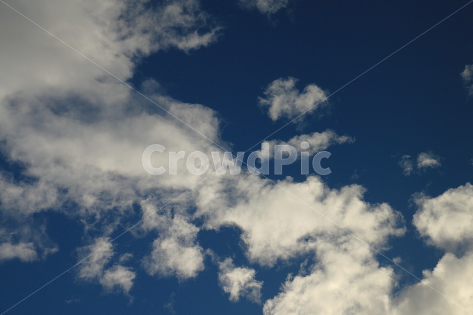 구름,하늘,파란하늘,파랑색,하늘색,뭉게구름,하얀구름,흰색,흰구름,cloud,whitecloud,bluesky,sky,bluecolor,pastel,pastelcolor,파스텔,감성