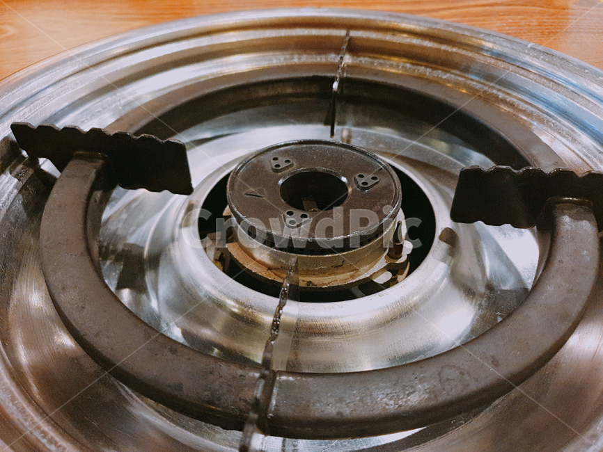 flammability,Cooking,fuel,city gas,heating device,danger,butane gas,flames,safety,gas,gas fire,fire,cooking,kitchen utensils,kitchen,ignition,burner,Gas range,fireball,burn,close up,cook,cookware,black,Be careful with fire,Stove,gas stove,liquefied petrol