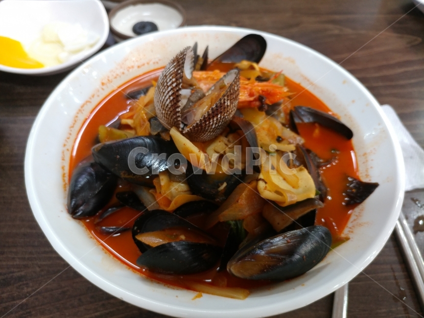 중식,해물,짬뽕,음식,중국집,음식,식재료,요리,food,cook,meal,dishes,food reserves,면류,면요리,noodles,중식,중국음식,중화요리,chinese food,chinese dishes,chinese meal,chinese cook