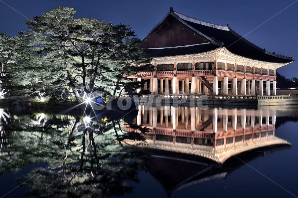 경복구,경회루,한국전통,고궁,야경,반영,야경,밤,풍경,nightscape,night,landscape,한국전통,한국문화,korean traditional,korean culture,랜드마크,landmark,tourist attraction,한국랜드마크,한국관광지,한국명소,korea landmark,korea tourist attraction,building,건물,architecture,건축물