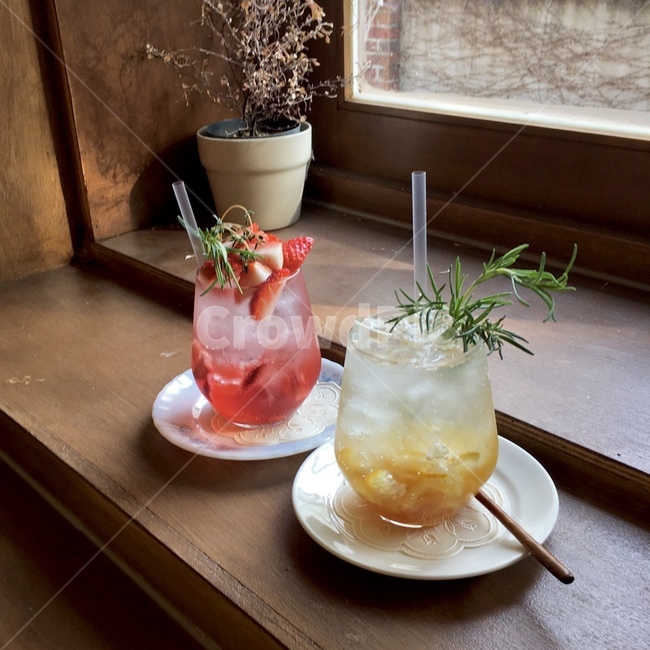 딸기에이드,유자에이드,카페,음료,cafe,음료수,drink,beverage