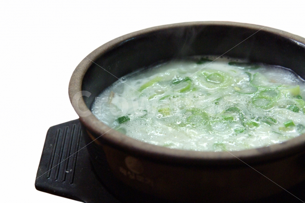설렁탕,설농탕,탕,뚝배기,그릇,한식,음식,파,반찬,국밥,음식,식재료,요리,food,cook,meal,dishes,food reserves,한식,한국음식,한국요리,korean food,korean dishes,korean meal,korean cook,누끼,remove background