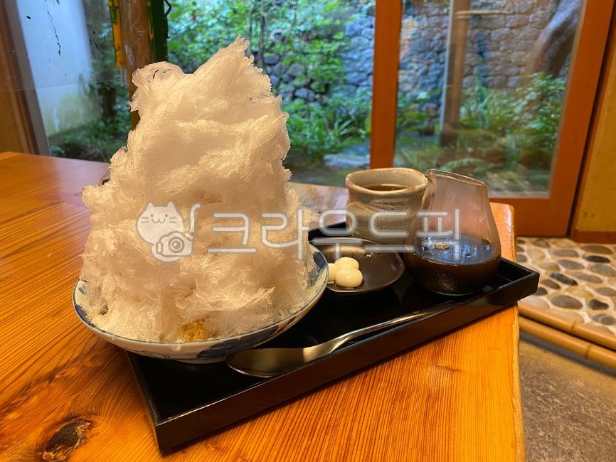 cafe,shaved ice,coffee,Red bean shaved ice,Japanese cafe