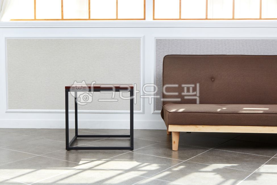 bed,studio,flooring,sunshine,couch,rentalstudio,inside,interior,Sofa,bedding,pot,furniture,modern architecture,living room,Rental Studio,livingroom,indoors,by the window,floor,modernarchitecture,tree,It is comfortable,lamp,wooden sofa,room,comfort,bedroom