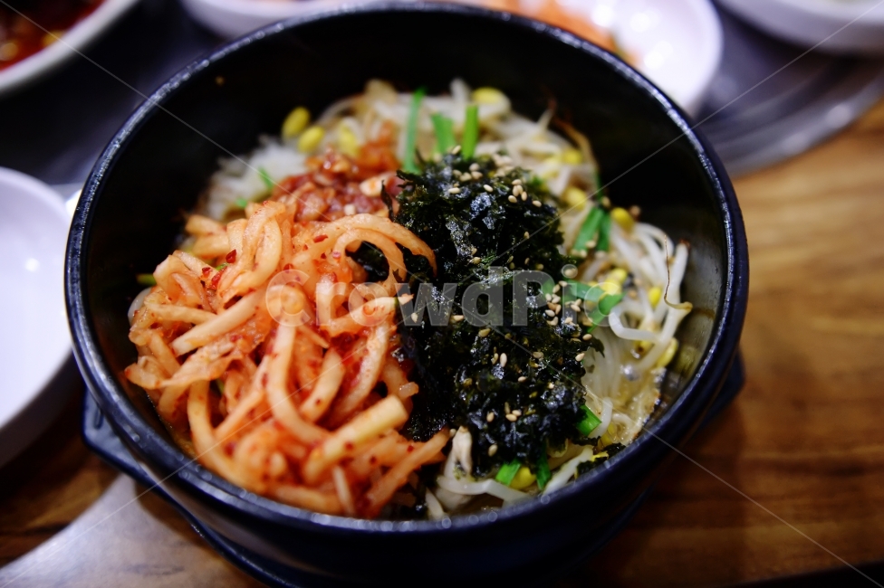 돌솥,돌솥비빔밥,비빔밥,식재료,김,시금치,당근,콩나물,무생채,요리,한국전통,한국문화,음식,한식,한국요리,한국음식,식사,밥,bibimbap,HotStonePotBibimbap,koreantraditional,koreanculture,food,cook,meal,dishes,koreanfood,koreandishes,음식,식재료,요리,food,cook,meal,dishes,food reserves,한식,한국음식,한국요리,korean food,korean dishes,korean meal,korean cook