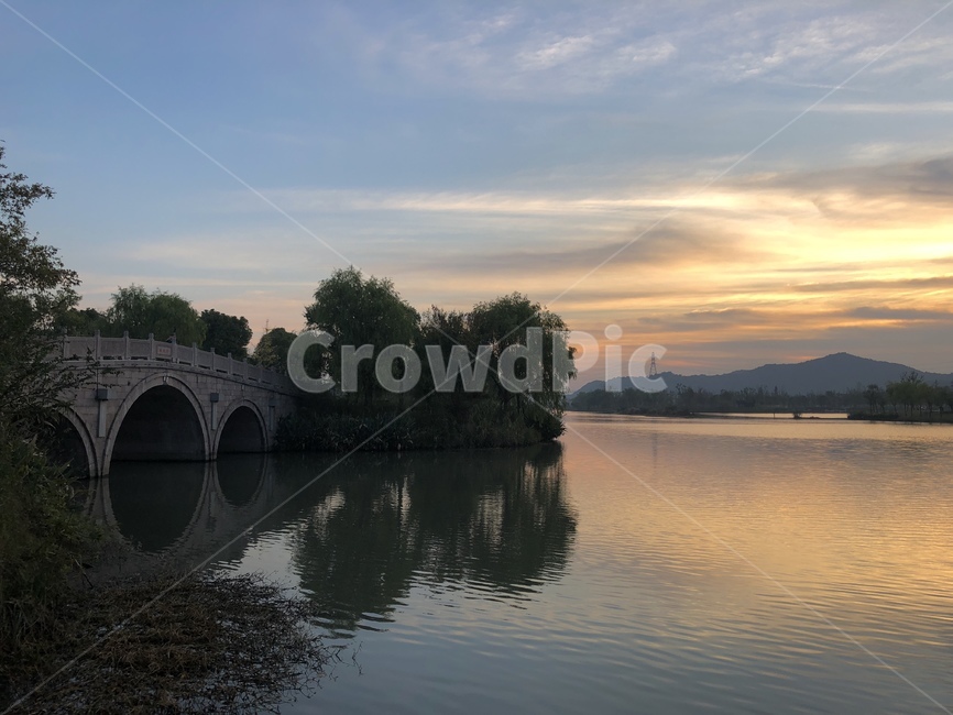 castle,성,architecture,건축물,요새,fort,moat,해자외호,건물,building,다리,아치,반영샷,해돋이,sunrise,arch
