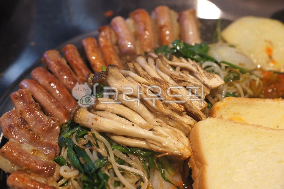 Assorted Tripe,Grilled Makchang,grilledintestines,Daechang,beef tripe,bbqintestines,chitterlings,raw meat,beefintestines,rawbeef,Grilled Tripe,Makchang,bbq,beefsmallintestine,bigintestines,bbqmeat,rectum,intestines,assortedintestines,grill,rawmeat,roast