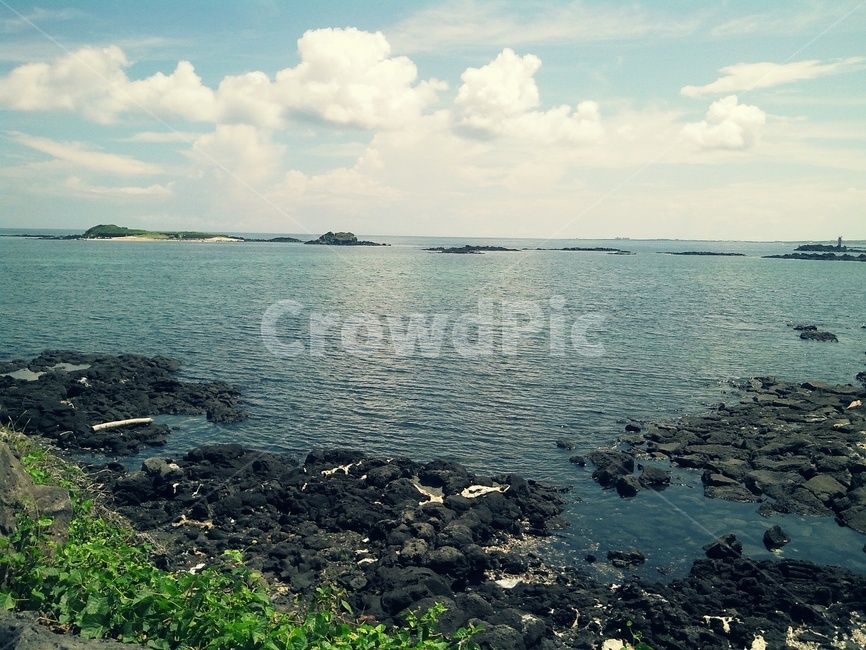 해변,돌,바위,바다,섬,제주,길,물,여행,하늘,파랑,파란색,자연,풍경,nature,landscape,제주도,jeju,jeju island,promontory,곶,outdoors,옥외,water,land,땅,ocean,대양,sea