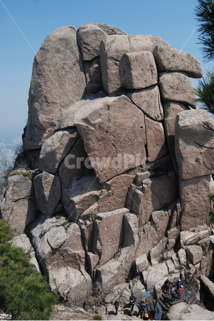 도봉산,신선대,원도봉,포대능선,꽃,자연의위대함,등산로,능선,아름다움,신비스런산,돌,산행,힐링,자연,감성,등산,계절,여행,한국,한국명산,한국등산,풍경,눈,나무,하늘,바람,바람소리,환경,생태계,산,땅,자연,풍경,nature,landscape,한국자연풍경,한국자연경관,korea nature landscape,outdoors,옥외,person,사람,human,인간
