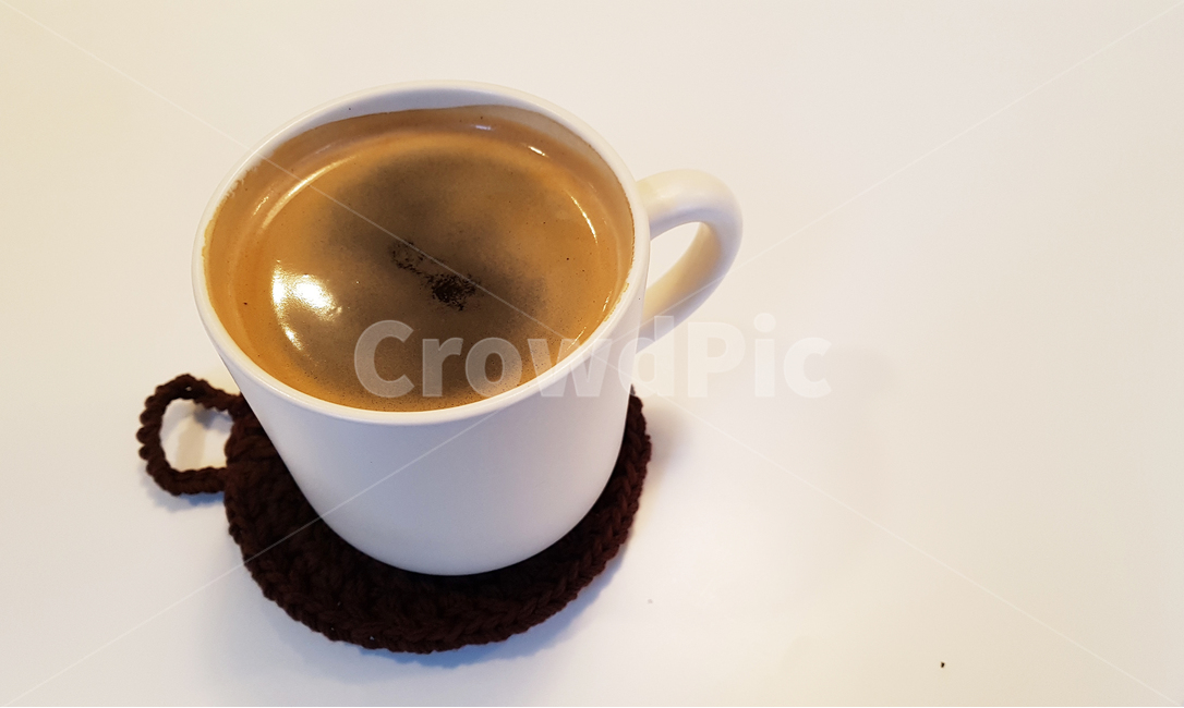커피,카페,컵,잔,받침대,cup,coffeecup,커피컵,탁자,향,커피향,휴식,쉼,커피,카페,coffee,cafe