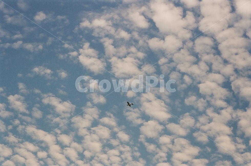 하늘,구름,감성사진,뭉게구름,맑은하늘,filmphotography,airplane,cloud,sky,비행기,감성,하늘색