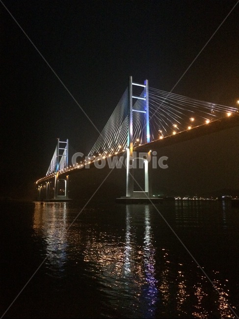 마창대교,다리,야경,바닷가야경,바닷가불빛,야경,밤,풍경,nightscape,night,landscape,건축물,건물외관,exterior,building,structure,architecture,construction,건물,bridge