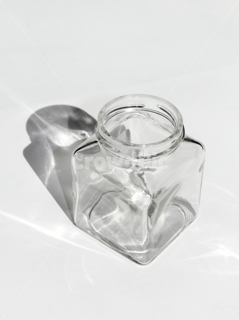 blank,bottle,clean,clear,crystal,empty,glass,glassware,gray,isolated,jar,object,open,refresh,빈,비어있는,병,유리병,빈병,유리,깨끗한,회색,그레이,열린,열려있는,오픈,물건,사물,흰배경,글라스,투명,사물,물건,오브젝트,thing,object,matter