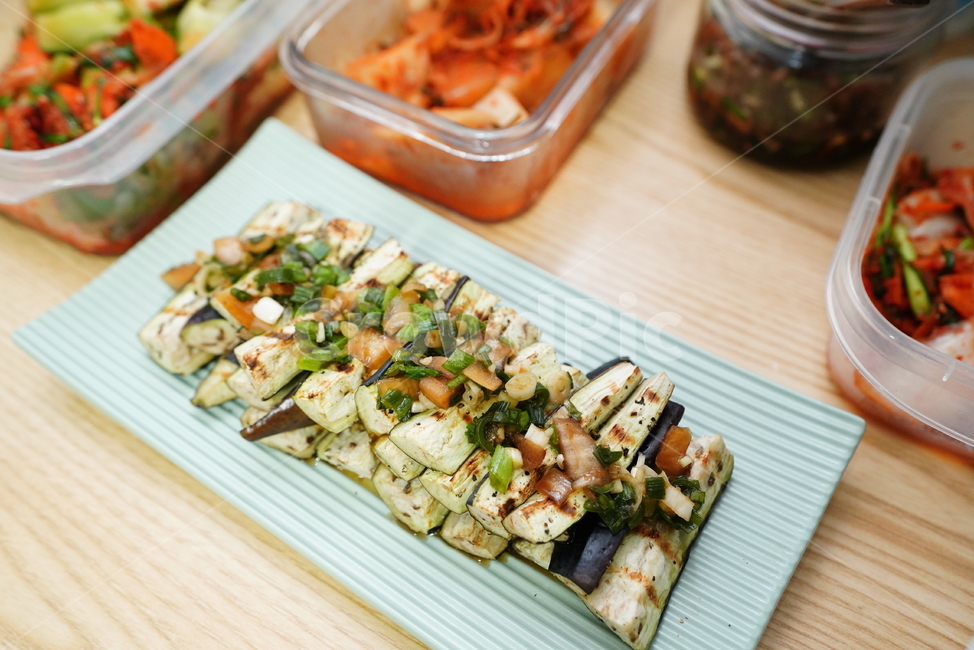 반찬,가지,구이,야채,채소,집밥,음식,푸드,접시,식단,건강식,먹거리,한식