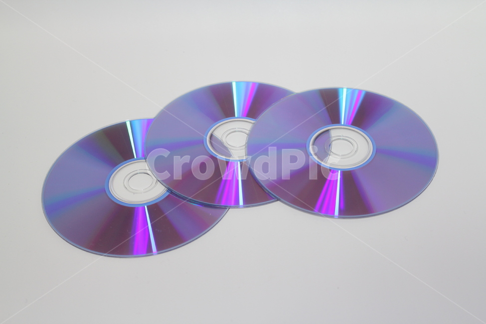 cd,시디,저장장치,컴팩트디스크,영상저장,dvd,디브이디,사물,물건,오브젝트,thing,object,matter