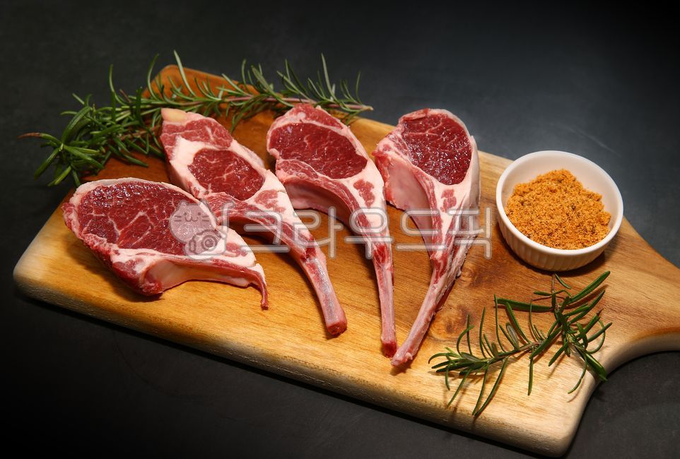 Lamb ribs,butchery,main menu,raw,raw meat,bone,Tsuran,vegetable,French Wreck,food,Herb,rosemary,lamb,Food Ingredients,meat,Rosemary,Meat part,cutting board,cooking,sheep