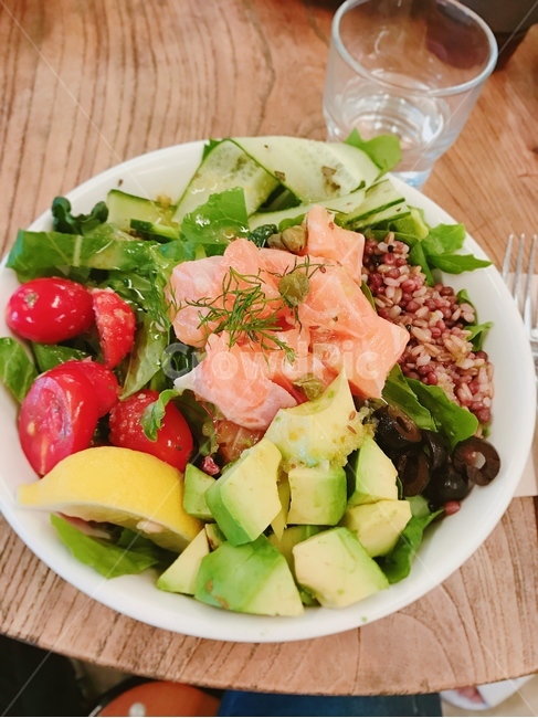 샐러드,건강식,브런치,연어,아보카도,salad,avocado,salmon