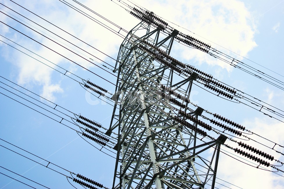 전봇대,하늘,전선,복잡,대각선,산업,industry,industrial,에너지산업,energy industry,power lines,전력선,cable,케이블,electric transmission tower,송전탑
