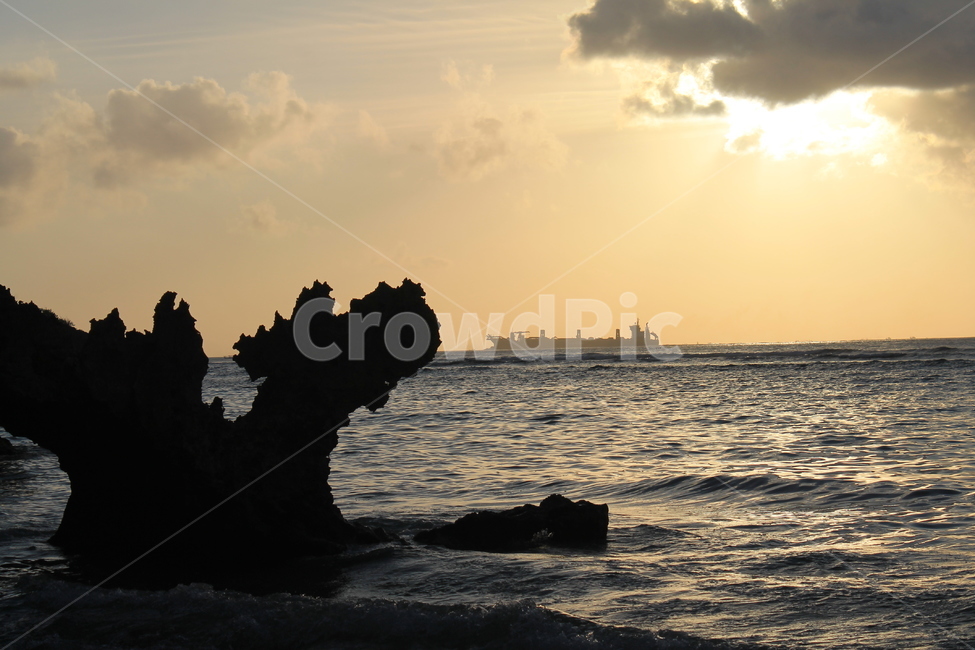 인도네시아,발리,해질녁,바다,하늘,실루엣,silhouette,indonesia,bali,sea,nature,자연,구름,cloud,clouds,sky,beforesunset,sunlight,햇빛,자연,풍경,nature,landscape,실루엣,그림자,silhouette,shadow,outdoors,옥외
