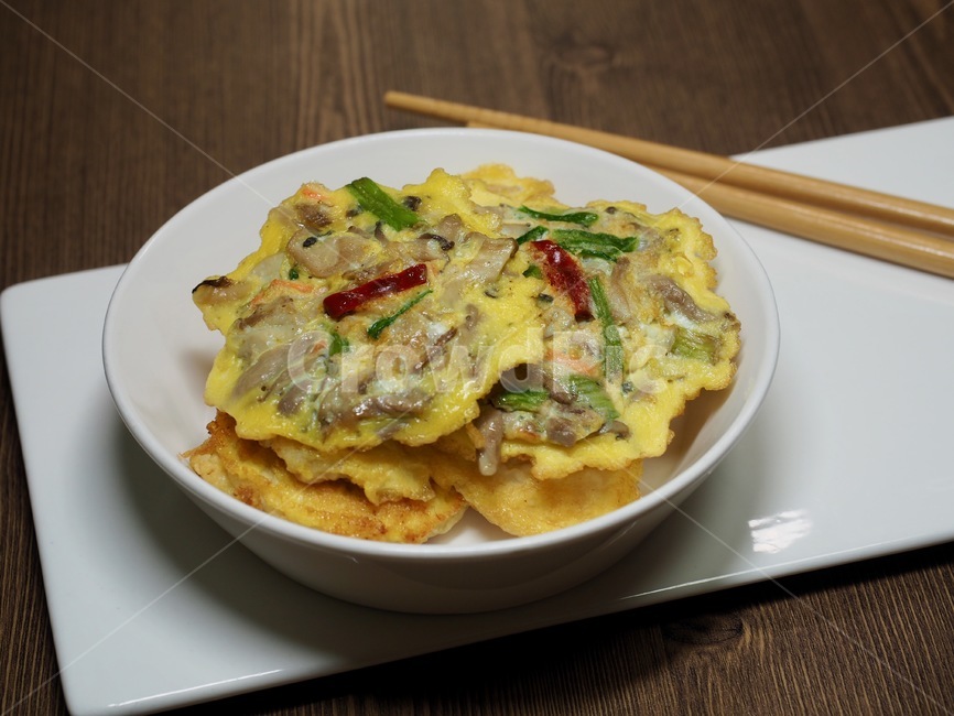 한국음식,식품,한식,한국문화,한국,배경,음식문화,웰빙,문화,아시아,아시아음식,접시,전통,설날,추석,음식,추석음식,설날음식,명절,명절음식,koreanfood,korea,koreanculture,food,background,foodculture,wellbeing,culture,asia,asianfood,dish,tradition,부침개,전,계란전,계란버섯전,음식,식재료,요리,food,cook,meal,dishes,food reserves,한식,한국음식,한국요리,korean food,korean dishes,korean meal,korean cook