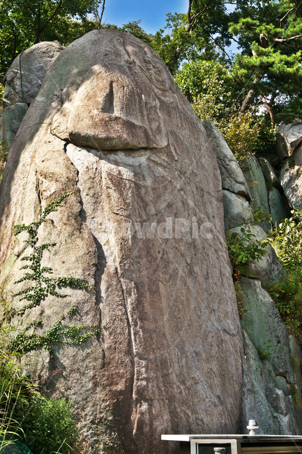 이천영월암마애여래입상,마애불,이천,영월암,보물제822호,석불,암석,고려시대,입상,나한상,조사상,마애상,마애조사상