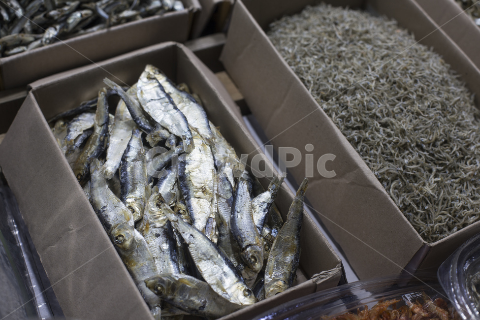 seafood,small anchovies,process,calcium,ingredient,depoly,dry,dried anchovies,Anchovy broth,food,dried fish,side dish,market,anchovy,fish,ingredients,dry food