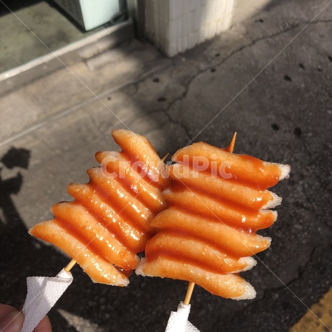 street food,snack,Rest area,snack bar,Rice cake skewers