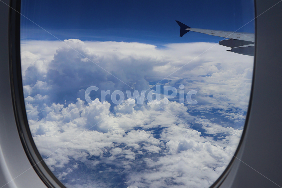 하늘,비행,구름,태평양,비행기,비행기위,바다,해외,flight,cloud,oversea,sky,sea,blue,white,뭉게구름,역동적인구름,선명한구름,파란색,하얀색,푸른하늘,하얀구름,비행기날개,canon200d,vsco,여행,휴가,traveling,vacation,trip