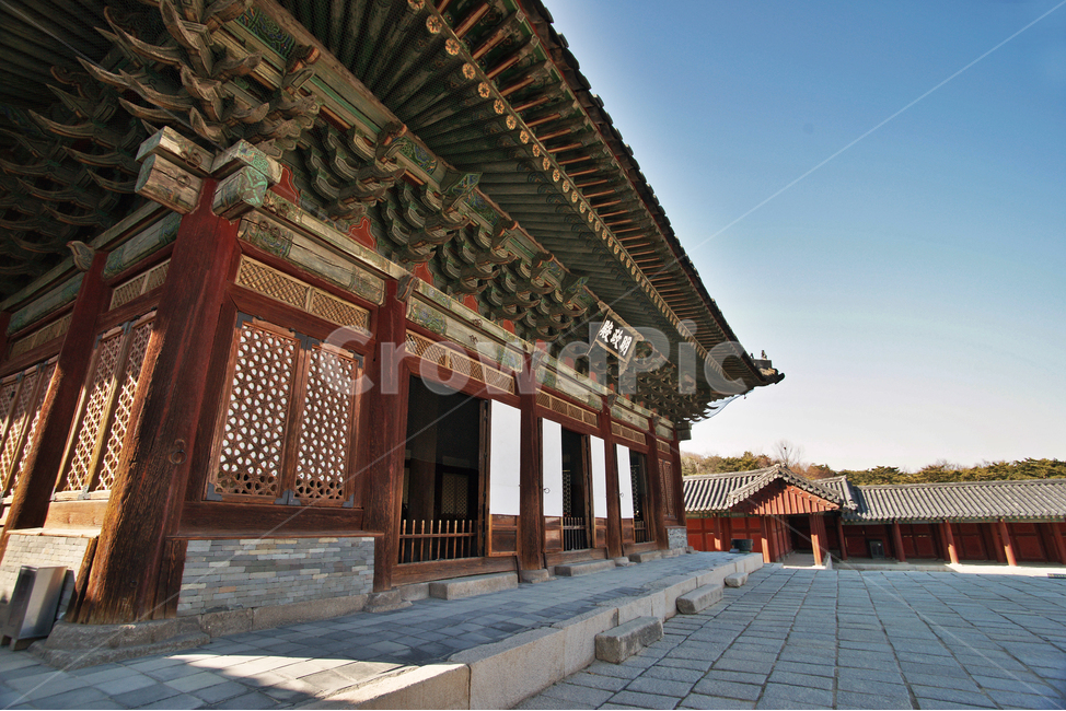 명정전,창경궁,국보제226호,전각,정전,조선시대,궁궐,고건축,한국전통,한국문화,korean traditional,korean culture,랜드마크,landmark,tourist attraction,한국랜드마크,한국관광지,한국명소,korea landmark,korea tourist attraction,건축물,건물외관,exterior,building,structure,architecture,construction