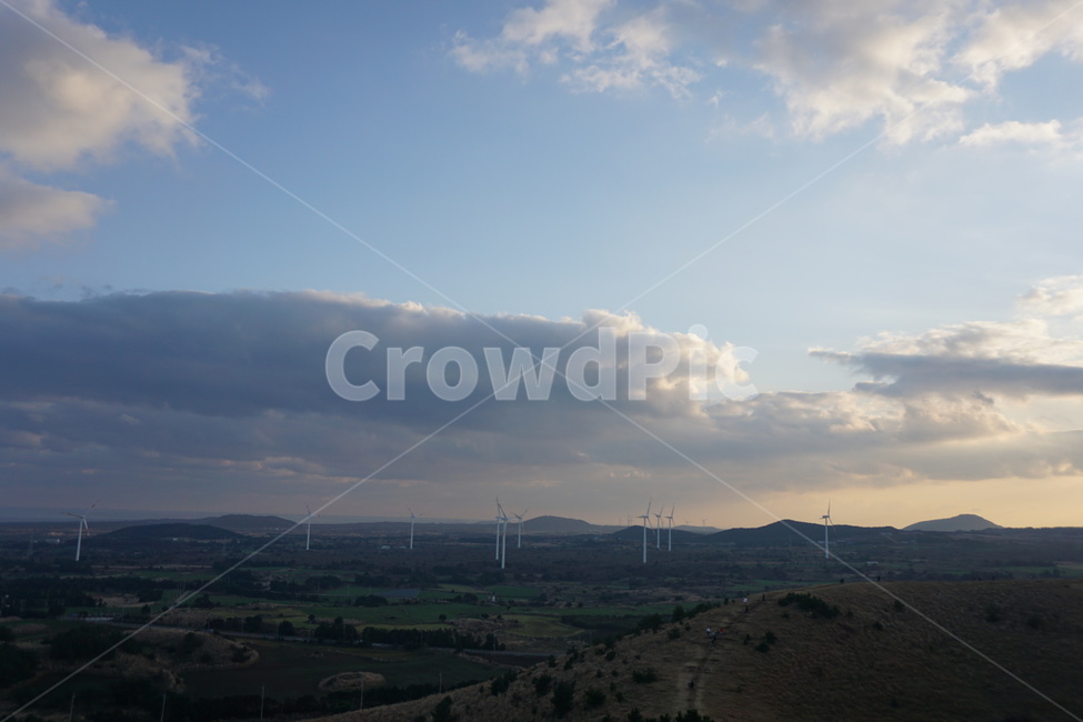 풍차,고즈넉함,제주,자연,들판,하늘,구름,노을,마을,nature,cloud,sky,weather,날씨,sunset,outdoors,해질녘,자연,풍경,nature,landscape