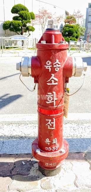 hydrant,firehydrant,소화전,빨간색,길거리