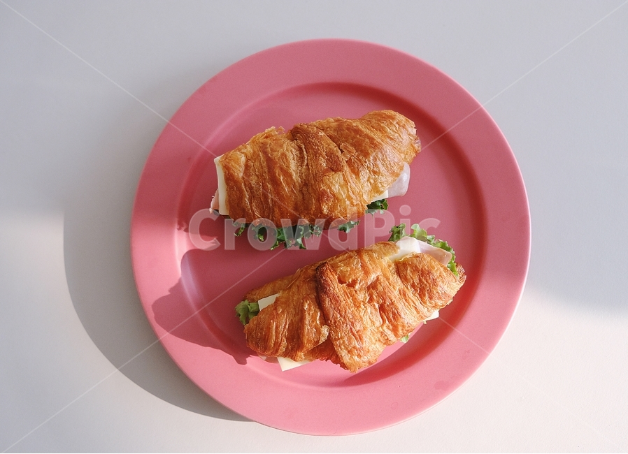 크로아상,샌드위치,크로아상샌드위치,sandwich,음식,food,음식,식재료,요리,food,cook,meal,dishes,food reserves
