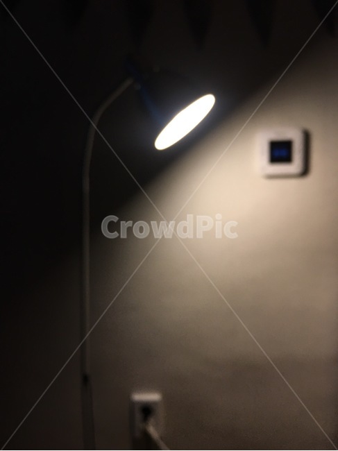 전등,전구,빛,어둠,조명,분위기,Mood,밤,집,안락함,휴식,여가,인테리어,실내디자인,interior design