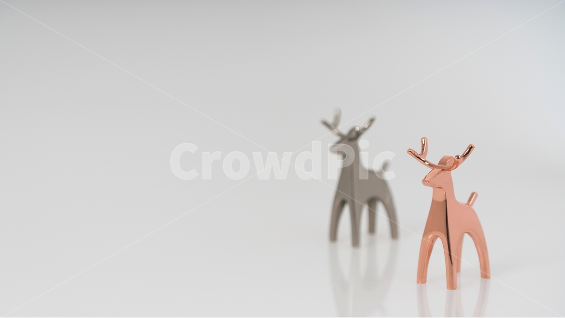 심리학,생활,커플,사슴,동상,골드,실버,함께,사랑,노루,금속,럭셔리,동물,뿔,반사,빤짝,광채,쥬얼리,루돌프,크리스마스,아웃포커싱,보석,귀금속,귀여운,액세서리,장식품,백그라운드,사물,물건,오브젝트,thing,object,matter