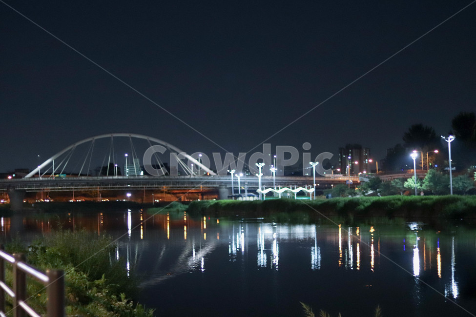 야경,밤하늘,강,불빛,중랑천,야간,저녁,경치,자연,도시,night,light,river,water,물,다리