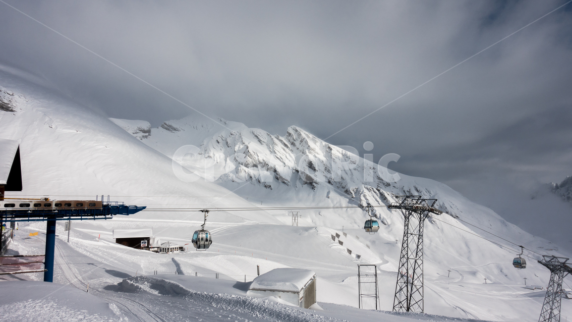 스위스,산,알프스,융프라우,겨울,눈,겨울왕국,swiss,mountain,alps,jungfrau,winter,snow,frozen,nature,자연,outdoors,옥외,케이블카,cablecar,겨울,계절,winter,season,자연,풍경,nature,landscape,해외,외국,세계,foreign,oversea,world,세계자연풍경,해외자연풍경,외국자연풍경,world nature landscape