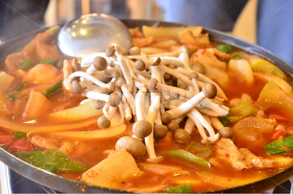 두루치기,전골,음식사진,먹방,찌게,음식,식재료,요리,food,cook,meal,dishes,food reserves,한식,한국음식,한국요리,korean food,korean dishes,korean meal,korean cook