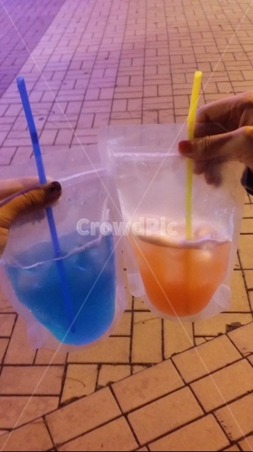 봉지칵테일,칵테일,봉지음료수,칵테일음료,빨대,술,주류,alcohol