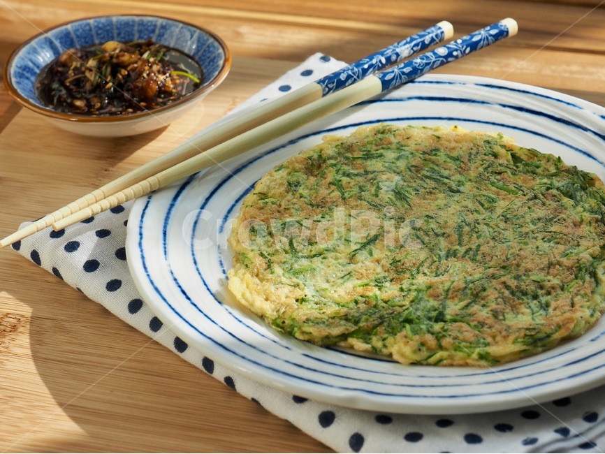 Korean pancake,asianfood,chive pancake,food,korea,chivespancake,background,koreanpancake,Korean food,Asian food,chives,koreanfood
