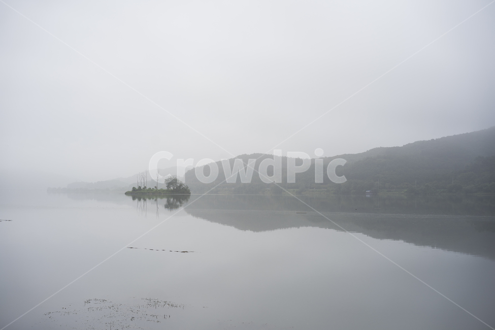 반영,데칼코마니,안개,두물머리,물안개,자연,풍경,nature,landscape,흑백,모노톤,monochrome,black and white,weather,날씨,outdoors,옥외