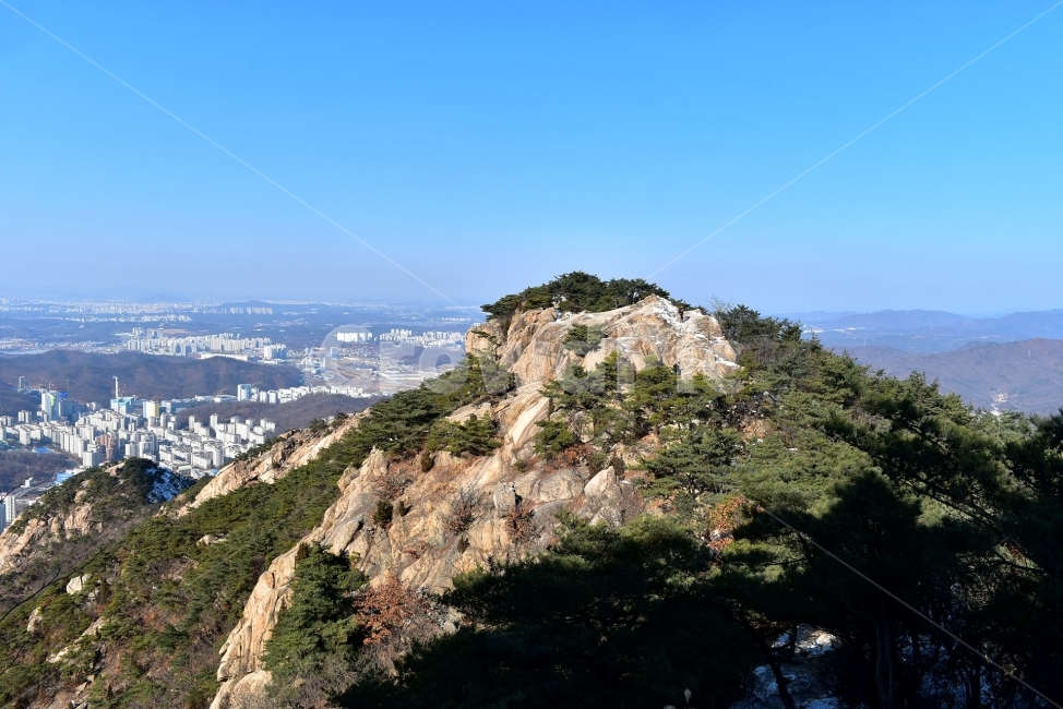 북한산,기자촌능선,풍경,자연,국립공원,서울,도심지,명산,겨울,힐링,산행지,국내여행,자연풍경,산사진,Seoul,Korea,National,Park,비경,산행,등산,트레킹,100대명산,기암,바위산,백운대,바위,암봉,암봉우리,족두리봉,향로봉,비봉,자연,풍경,nature,landscape,한국자연풍경,한국자연경관,korea nature landscape,slope,경사,outdoors,옥외,scenery,경치