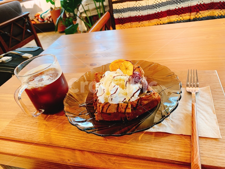 카페,디저트,커피,허니브레드,아메리카노,빵