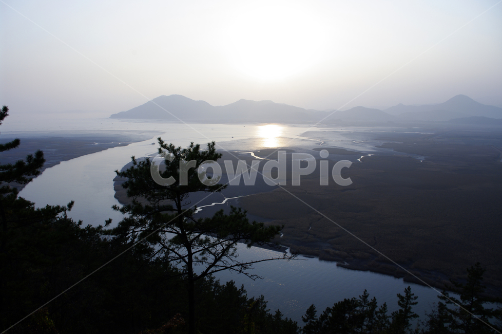 순천만,일몰,석양,노을,풍경,강,산,자연,풍경,nature,landscape,한국자연풍경,한국자연경관,korea nature landscape,scenery,outdoors,옥외,경치,promontory,곶