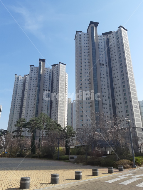 아파트,영종도,하늘도시,우미린,공원뷰,도시,풍경,city,landscape,high rise,고층 건물,urban,어반,town,시티,building,건물,office building,사무실 건물