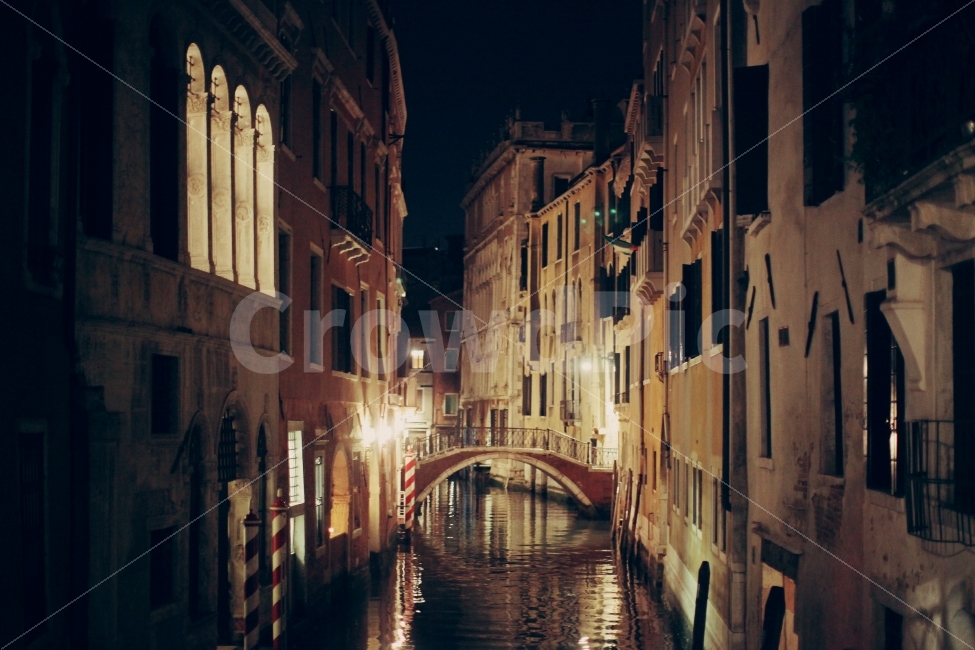 세계,여행,다리,사물,베니스,베니스야경,야경,야경,밤,풍경,nightscape,night,landscape,도시,city,골목길,alley,해외,외국,세계,foreign,oversea,world,세계도시풍경,해외도시풍경,외국도시풍경,world cityscape,감성,sensible,feeling,water,물,outdoors,옥외