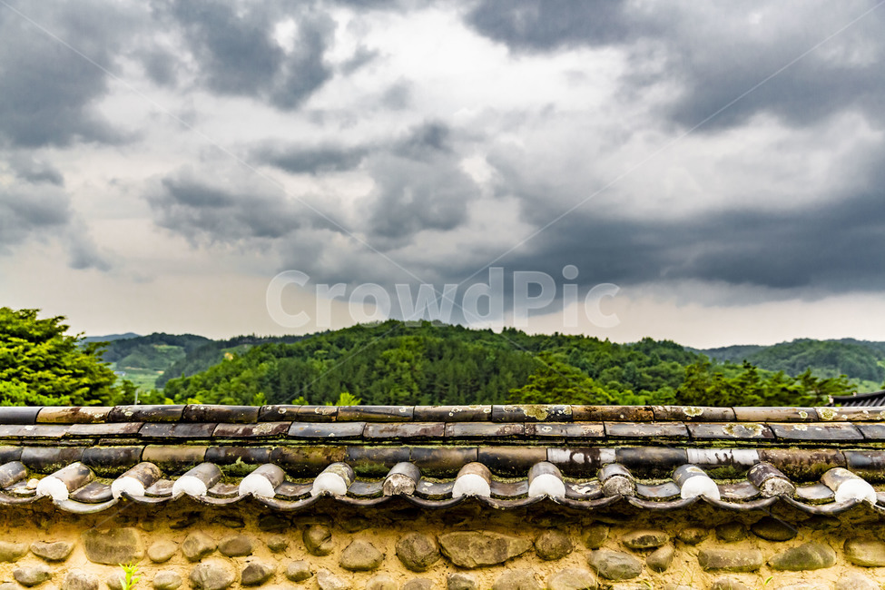 기와담장,전통담벼락,군자마을,전통가옥,한옥,문화유산,국민관광지,관광명소,고택,구옥,하늘