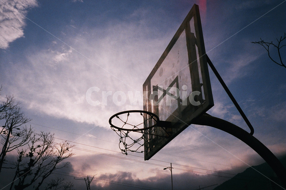 농구대,농구,스포츠,하늘,구름,저녁,스포츠,레저,운동,sports,leisure,exercise,감성,sensible,feeling,빈티지사진,빈티지느낌,빈티지감성,vintage