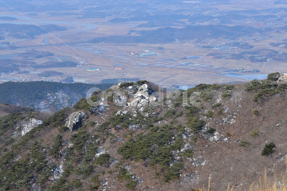 오서산,설경,눈꽃,풍경,겨울,자연,눈,스포츠,등산,산행,nature,snow,겨울풍경,느낌,아름다운,신비로운,경이로운,다큐,필,힐링,명산,국립공원,순백,landscape,winter,season,천제단,운해,영산,트레킹,인기명산,조망,전망,억새,광천,겨울,계절,winter,season,자연,풍경,nature,landscape,한국자연풍경,한국자연경관,korea nature landscape,slope,경사,outdoors,옥외,scenery