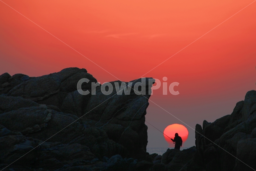 일출,오메가,강태공,낚시,해,자연,풍경,nature,landscape,사람,인물,인간,human,person,남성,남자,man,male,스포츠,레저,운동,sports,leisure,exercise,outdoors,옥외,dawn,새벽,red sky,붉은 하늘,sunset,일몰,sky,하늘,dusk,황혼